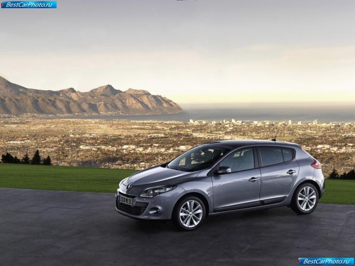 2009 Renault Megane - фотография 3 из 41 2009 Renault Megane - фотография 3 из 41