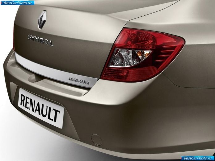 2009 Renault Symbol - фотография 35 из 45