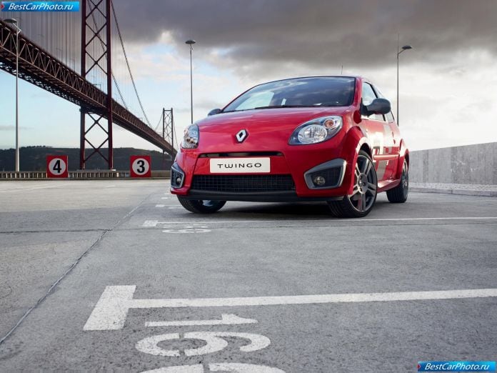 2009 Renault Twingo Rs - фотография 2 из 73 2009 Renault Twingo Rs - фотография 2 из 73