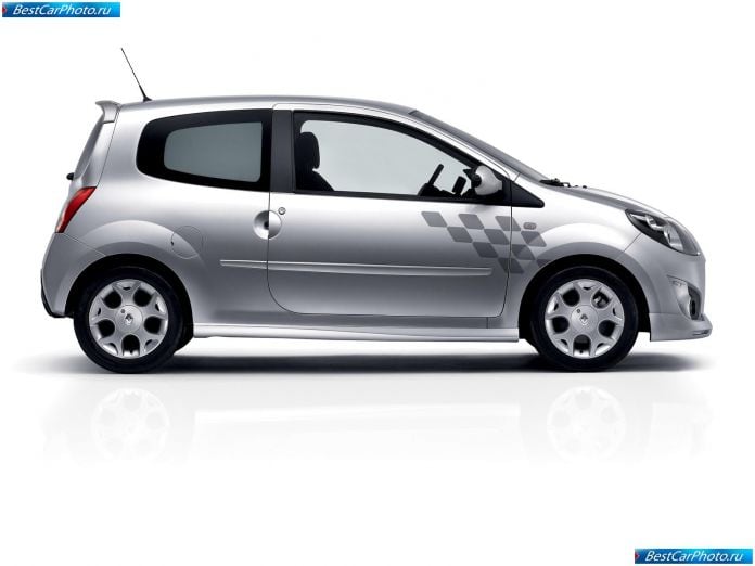 2009 Renault Twingo Rs - фотография 40 из 73 2009 Renault Twingo Rs - фотография 40 из 73