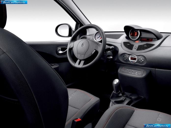 2009 Renault Twingo Rs - фотография 48 из 73 2009 Renault Twingo Rs - фотография 48 из 73