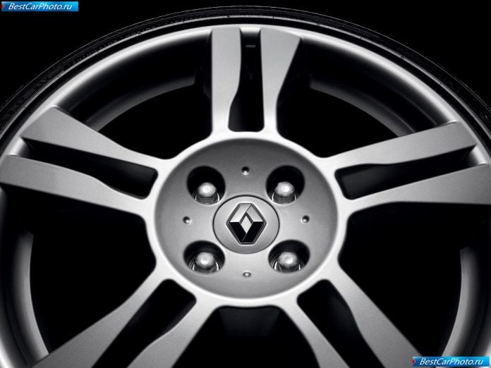 2009 Renault Twingo Rs - фотография 67 из 73 2009 Renault Twingo Rs - фотография 67 из 73