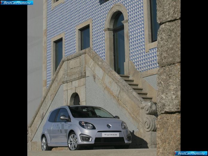 2009 Renault Twingo Rs - фотография 69 из 73 2009 Renault Twingo Rs - фотография 69 из 73