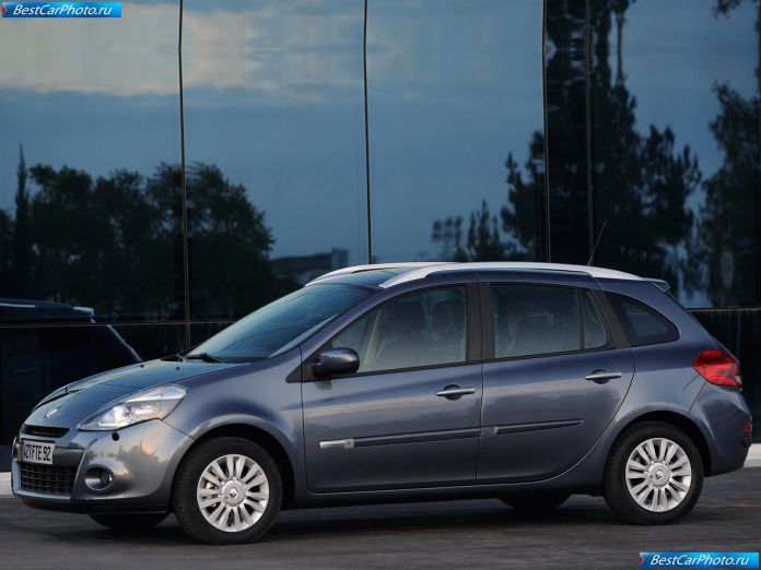 2010 Renault Clio Estate - фотография 2 из 14