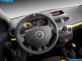 renault_2010-clio_rs_1600x1200_009.jpg