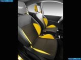 renault_2010-clio_rs_1600x1200_010.jpg
