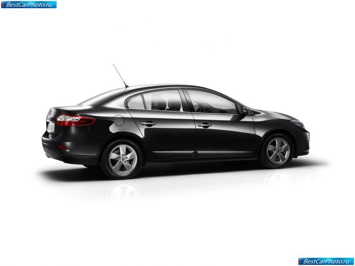 2010 Renault Fluence - фотография 4 из 10 2010 Renault Fluence - фотография 4 из 10