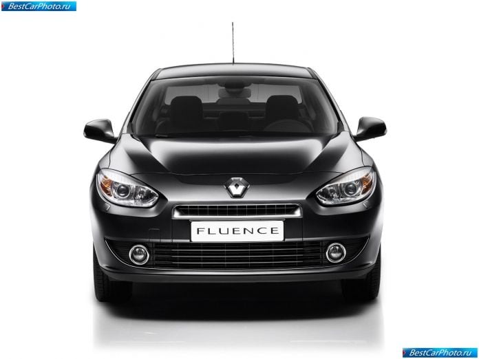 2010 Renault Fluence - фотография 5 из 10