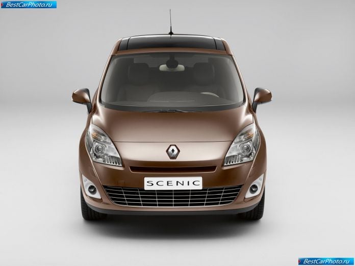 2010 Renault Grand Scenic - фотография 16 из 53 2010 Renault Grand Scenic - фотография 16 из 53