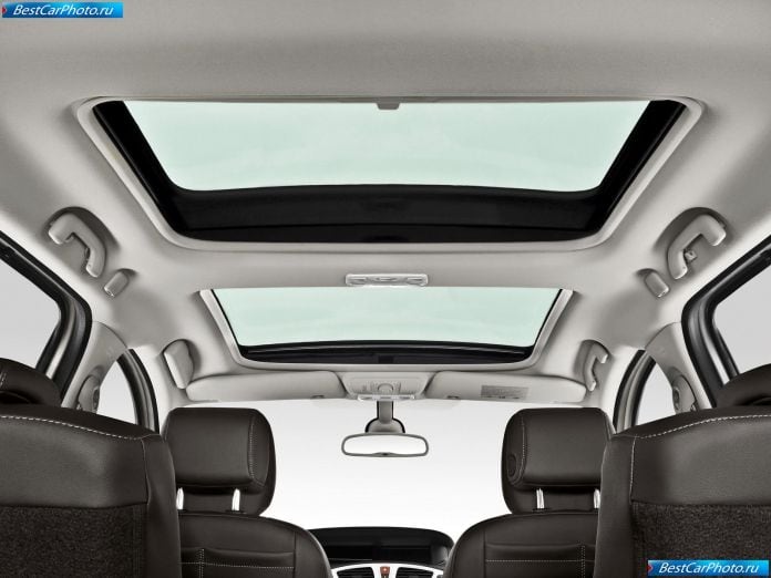 2010 Renault Grand Scenic - фотография 22 из 53 2010 Renault Grand Scenic - фотография 22 из 53