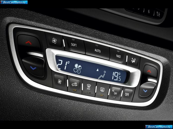 2010 Renault Grand Scenic - фотография 23 из 53 2010 Renault Grand Scenic - фотография 23 из 53
