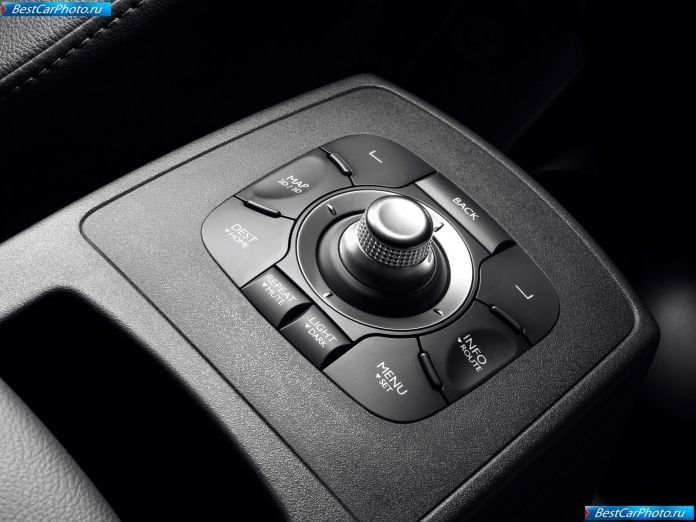2010 Renault Grand Scenic - фотография 24 из 53 2010 Renault Grand Scenic - фотография 24 из 53