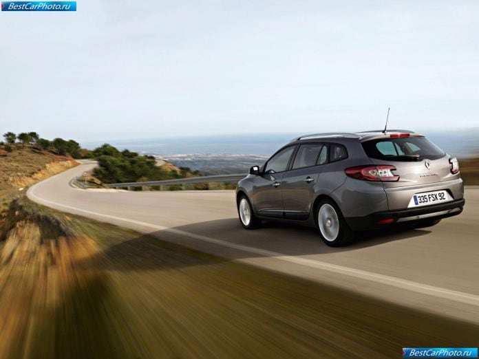 2010 Renault Megane Estate - фотография 10 из 59 2010 Renault Megane Estate - фотография 10 из 59