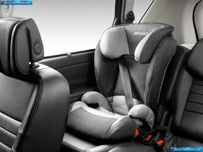 2010 Renault Scenic - фотография 35 из 57 2010 Renault Scenic - фотография 35 из 57