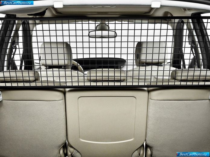 2010 Renault Scenic - фотография 38 из 57