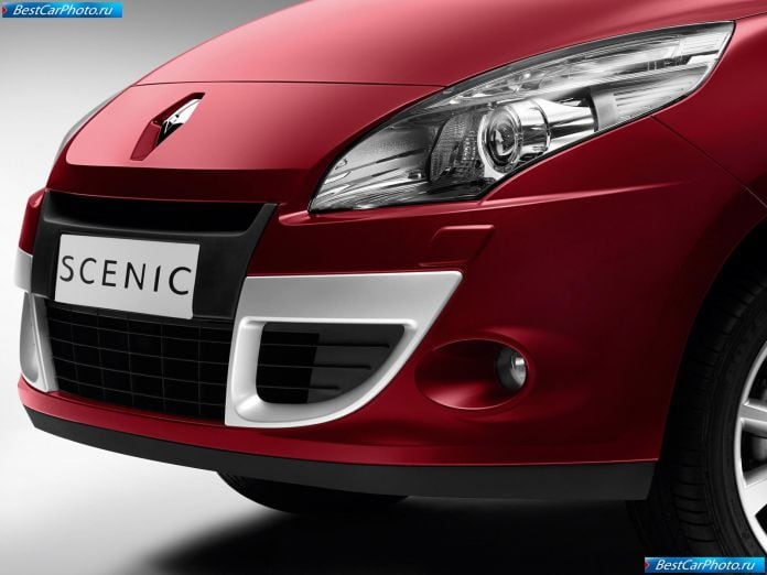 2010 Renault Scenic - фотография 42 из 57
