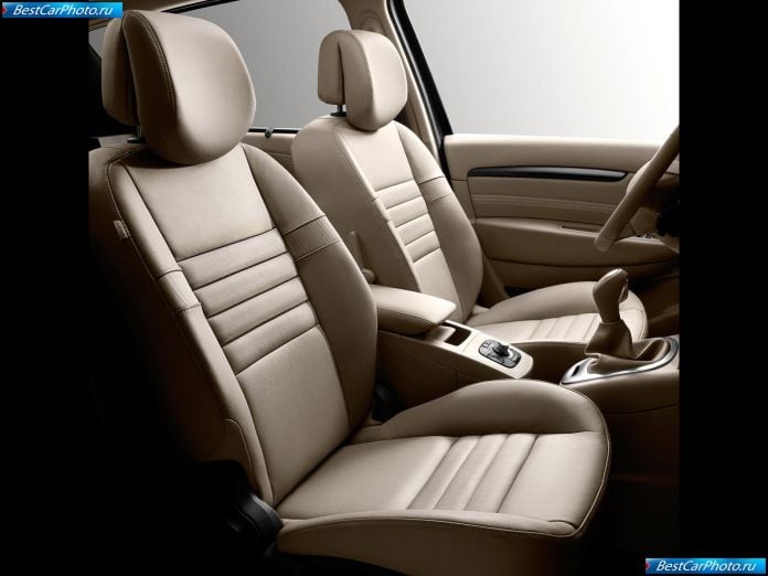 2010 Renault Scenic - фотография 46 из 57 2010 Renault Scenic - фотография 46 из 57