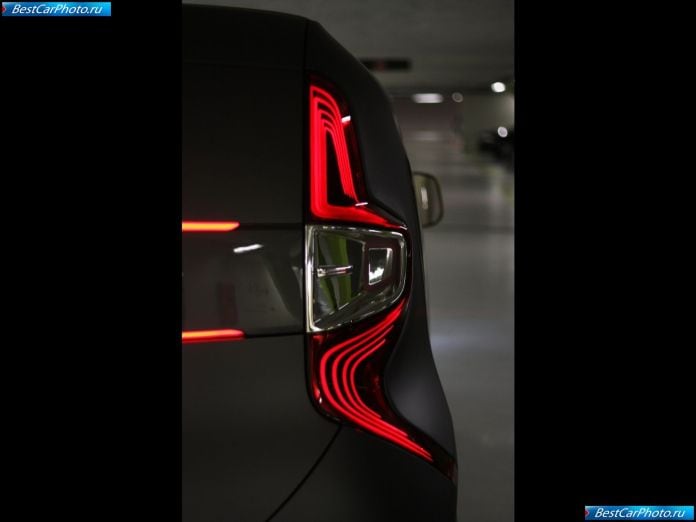 2011 Renault Frendzy Concept - фотография 32 из 32 2011 Renault Frendzy Concept - фотография 32 из 32