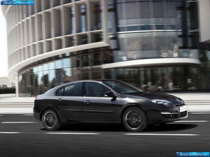 2011 Renault Laguna - фотография 3 из 21 2011 Renault Laguna - фотография 3 из 21