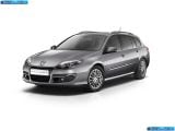 renault_2011-laguna_estate_1600x1200_011.jpg