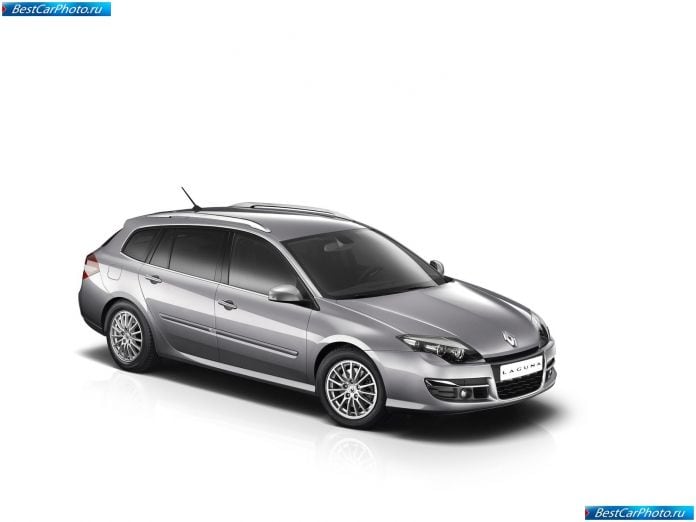 2011 Renault Laguna Estate - фотография 12 из 19
