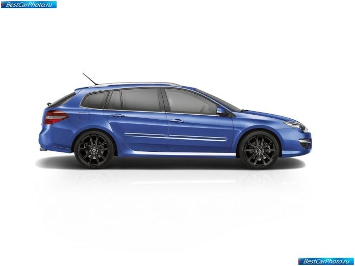 2011 Renault Laguna Estate - фотография 14 из 19