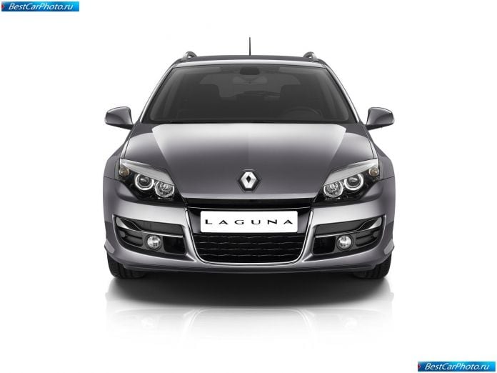 2011 Renault Laguna Estate - фотография 17 из 19
