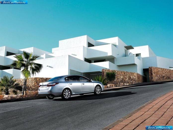2011 Renault Latitude - фотография 15 из 47 2011 Renault Latitude - фотография 15 из 47