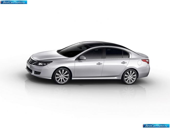 2011 Renault Latitude - фотография 26 из 47 2011 Renault Latitude - фотография 26 из 47