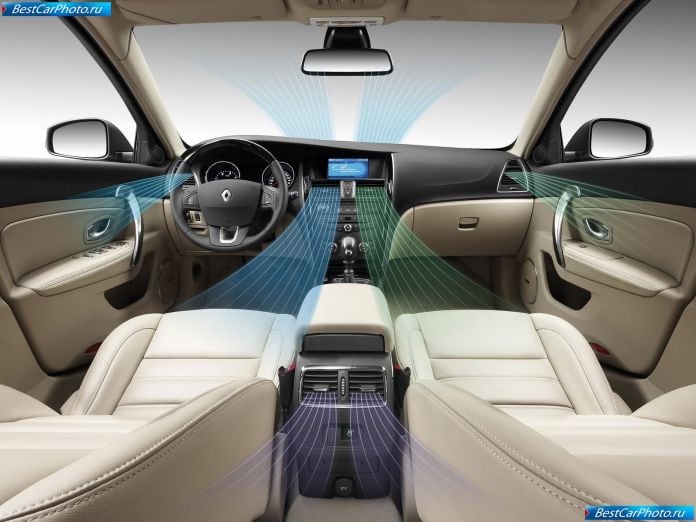 2011 Renault Latitude - фотография 35 из 47