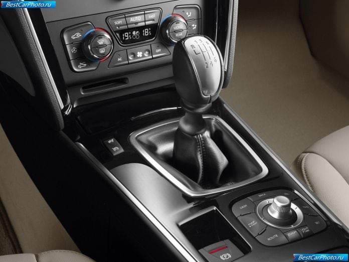 2011 Renault Latitude - фотография 37 из 47 2011 Renault Latitude - фотография 37 из 47