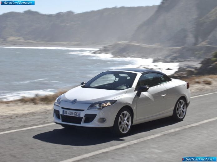 2011 Renault Megane Coupe-cabriolet - фотография 7 из 88 2011 Renault Megane Coupe-cabriolet - фотография 7 из 88