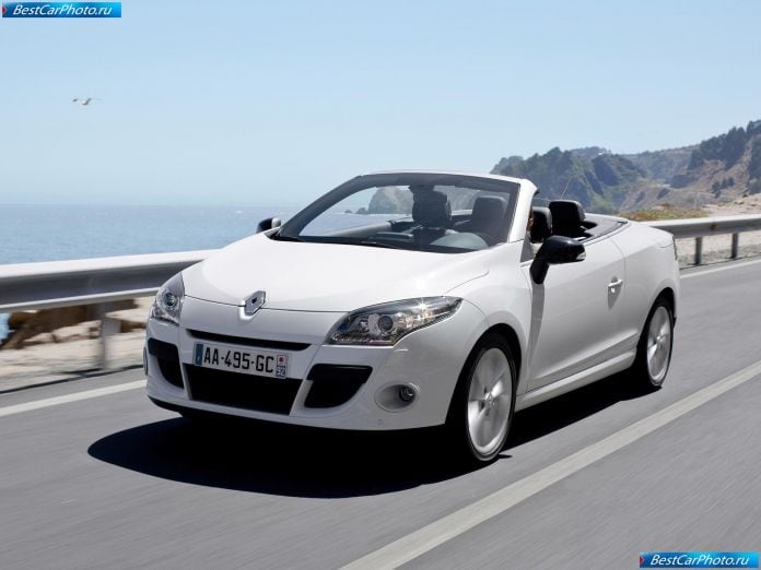 2011 Renault Megane Coupe-cabriolet - фотография 10 из 88