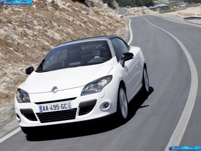 2011 Renault Megane Coupe-cabriolet - фотография 14 из 88
