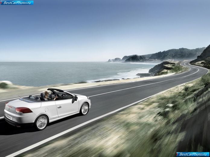 2011 Renault Megane Coupe-cabriolet - фотография 47 из 88