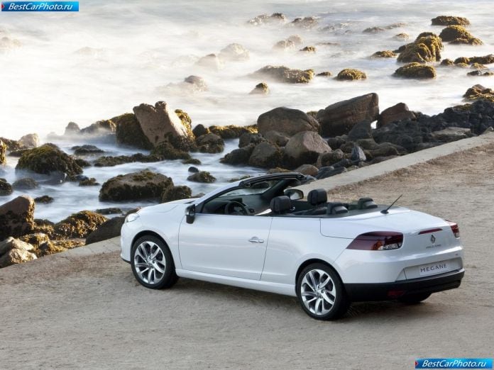 2011 Renault Megane Coupe-cabriolet - фотография 52 из 88