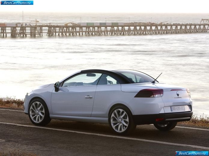 2011 Renault Megane Coupe-cabriolet - фотография 56 из 88