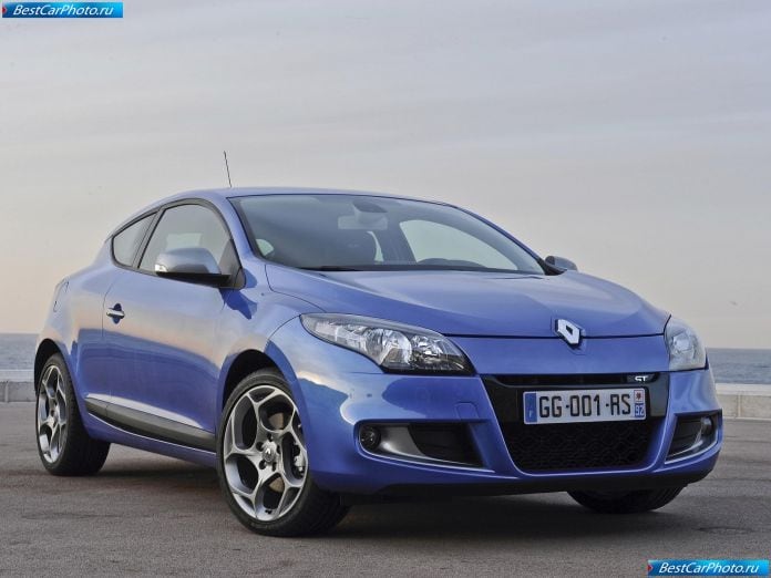 2011 Renault Megane Coupe Gt - фотография 1 из 17
