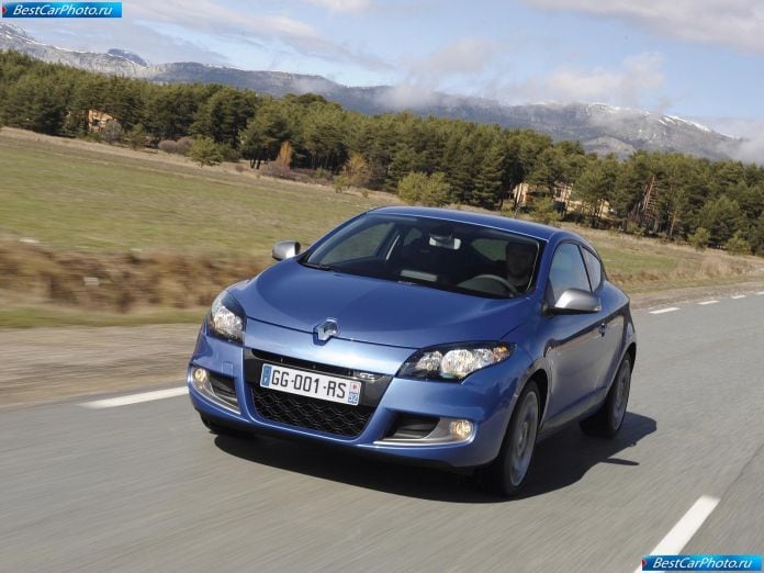 2011 Renault Megane Coupe Gt - фотография 7 из 17 2011 Renault Megane Coupe Gt - фотография 7 из 17