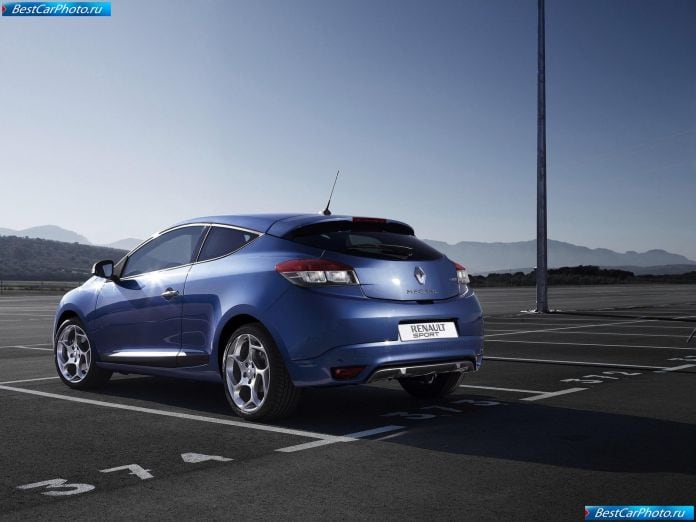 2011 Renault Megane Coupe Gt - фотография 10 из 17