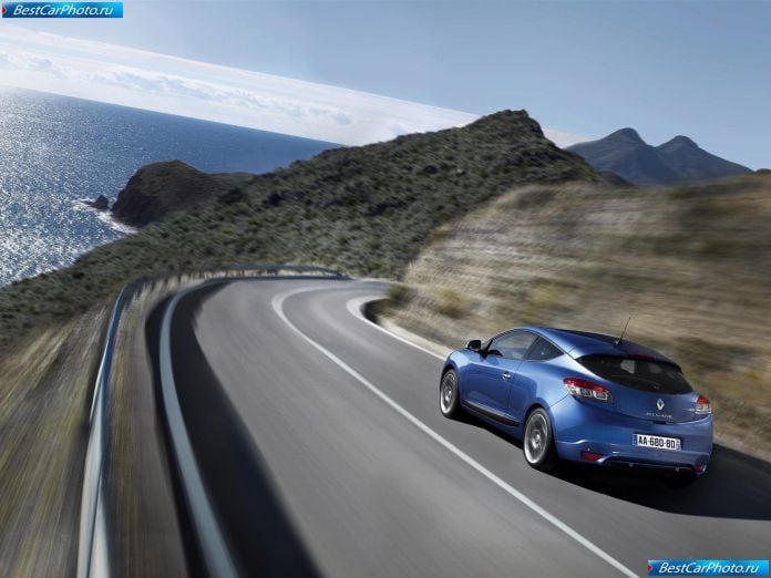 2011 Renault Megane Coupe Gt - фотография 11 из 17