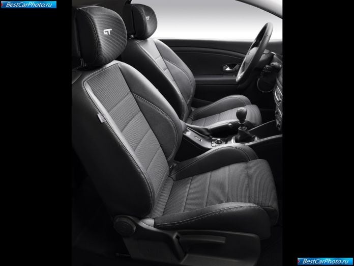 2011 Renault Megane Coupe Gt - фотография 17 из 17