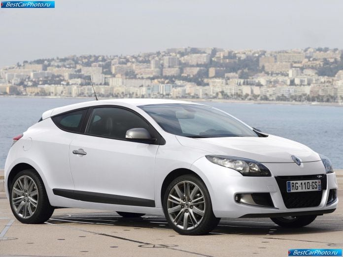 2011 Renault Megane Coupe Gt Line - фотография 2 из 9