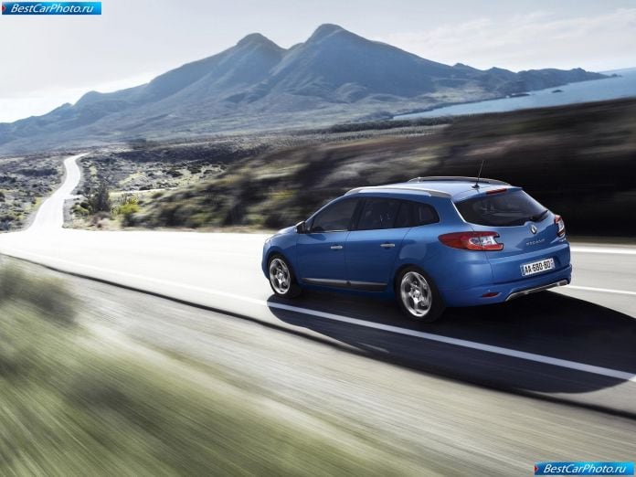 2011 Renault Megane Estate Gt - фотография 9 из 19