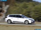 renault_2011-megane_estate_gt_line_1600x1200_008.jpg