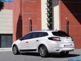renault_2011-megane_estate_gt_line_1600x1200_010.jpg