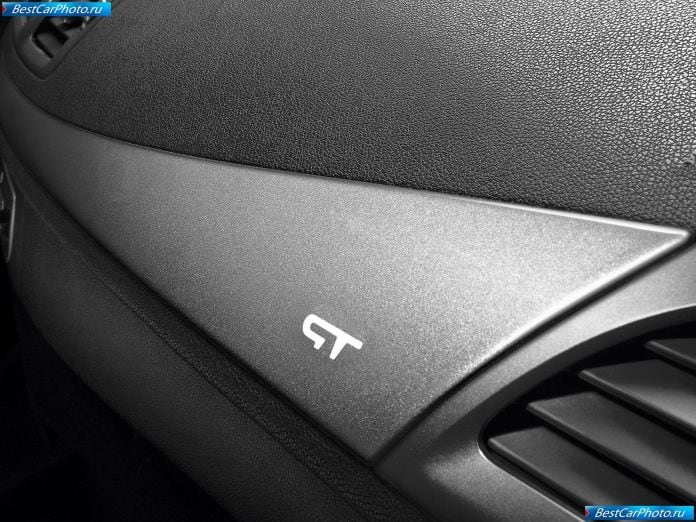 2011 Renault Megane Gt - фотография 14 из 16 2011 Renault Megane Gt - фотография 14 из 16