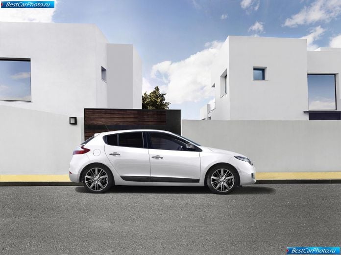 2011 Renault Megane Gt Line - фотография 7 из 10 2011 Renault Megane Gt Line - фотография 7 из 10