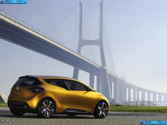 2011 Renault R-space Concept - фотография 8 из 36 2011 Renault R-space Concept - фотография 8 из 36