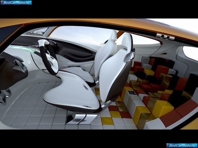 2011 Renault R-space Concept - фотография 29 из 36 2011 Renault R-space Concept - фотография 29 из 36